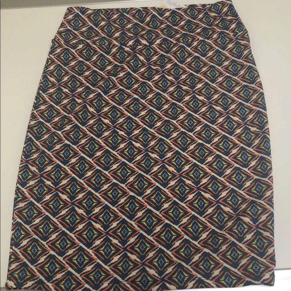 LulaRoe Cassie Large new w/tags